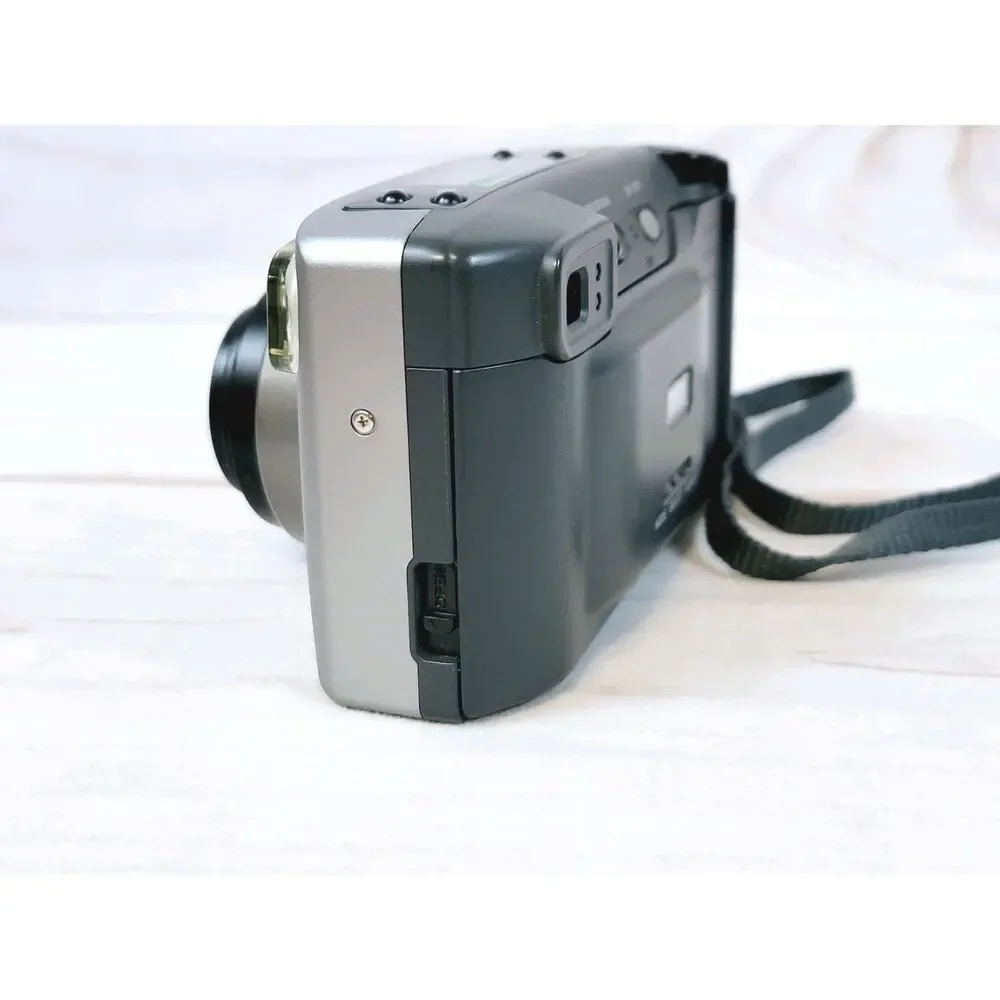 Minolta Freedom Zoom 140EX Panorama Date 35mm Film Camera 38-140mm Point Shoot